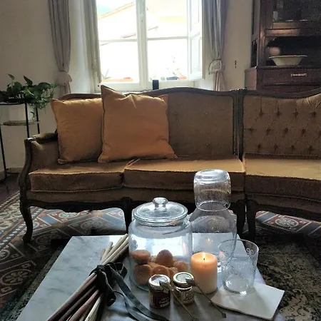 Bed & Breakfast Domus Debora, Suite And Apartment